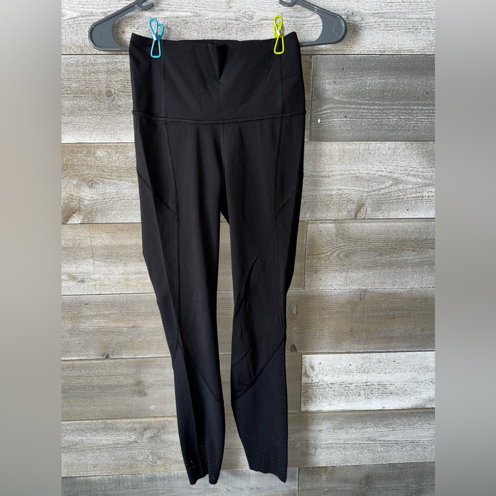 Lululemon All The Right Places Crop II